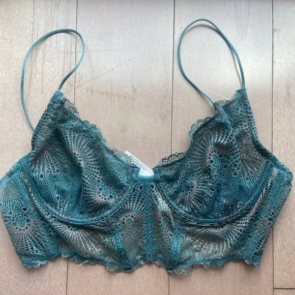 Intimately by Free People All I Want Longline Bra - Picture 4 of 6